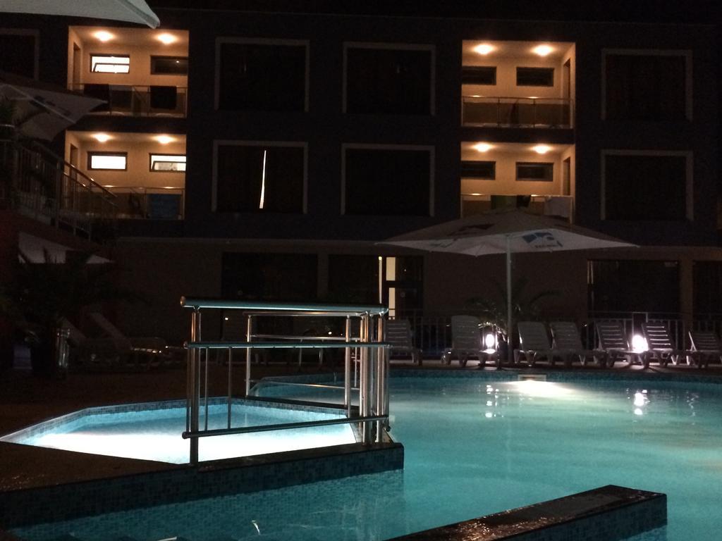 סאני ביץ' Tia Maria Hotel מראה חיצוני תמונה