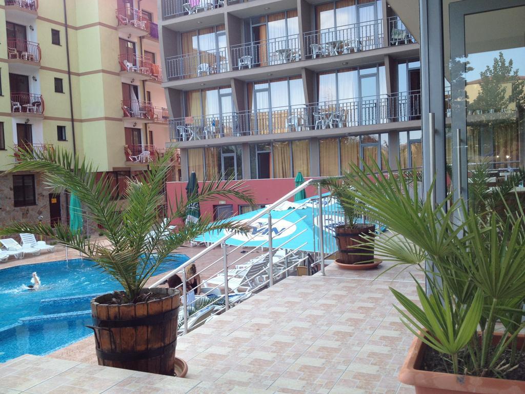 סאני ביץ' Tia Maria Hotel מראה חיצוני תמונה
